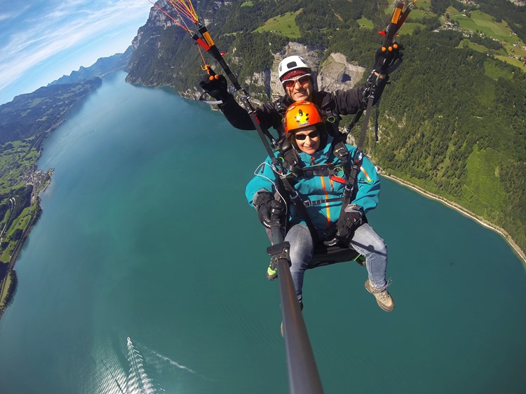 Paragliden Tandemvlucht Engelberg nabij Sarnen Zwitserland