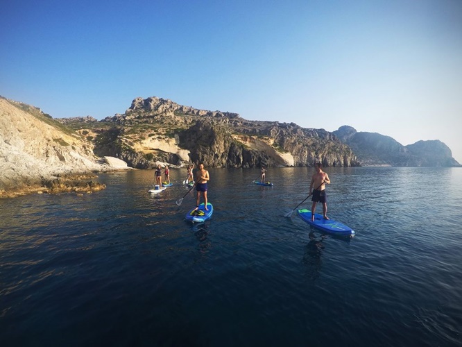 Suppen snorkelen en klifspringen op Rhodos